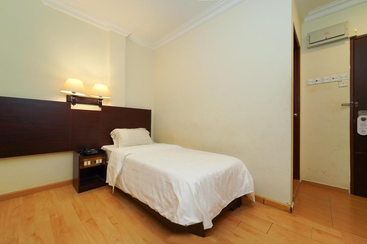 Capital O 89658 Bustani Hotel Jitra Εξωτερικό φωτογραφία