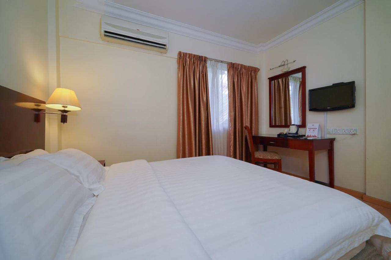 Capital O 89658 Bustani Hotel Jitra Εξωτερικό φωτογραφία